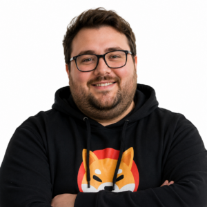 Marcus Trent, Senior Crypto Analyst